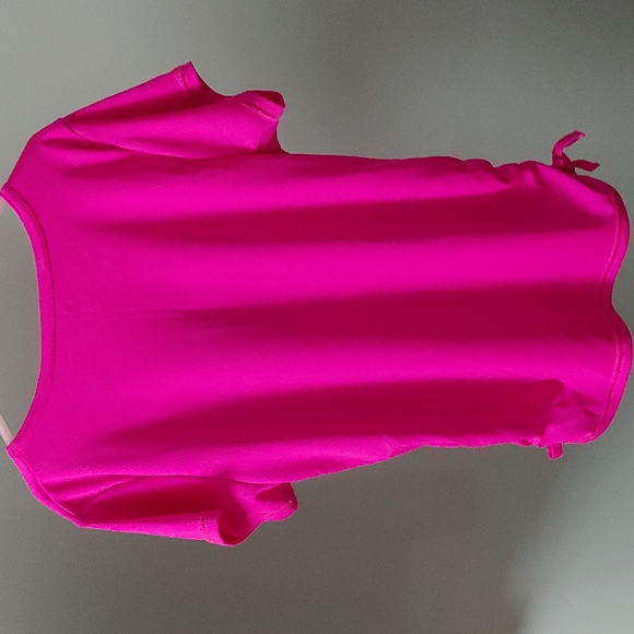 Body Glove Girl's Performance T-Shirt - Picture 2 of 5